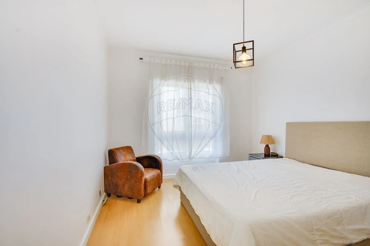 Apartamento T3 para Venda em Massamá e Monte Abraão Foto 7