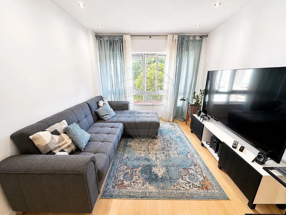 Apartamento T3 para Venda em Massamá e Monte Abraão Foto 4
