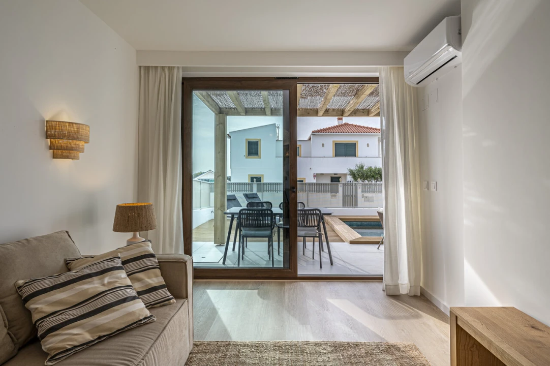Apartamento T3 para Venda em Porto Covo Foto 2