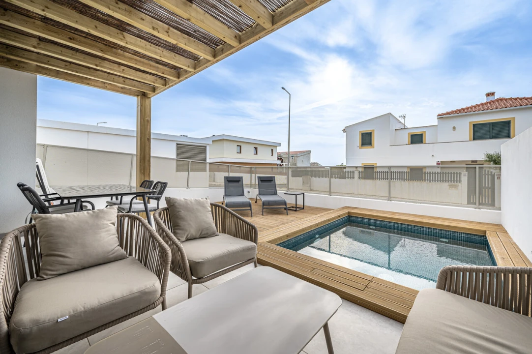 Apartamento T3 para Venda em Porto Covo Foto 1
