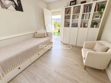 Moradia T4 para Venda em Fernao Ferro