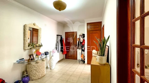 Apartamento T4 para Venda em Nossa Sra de Fatima