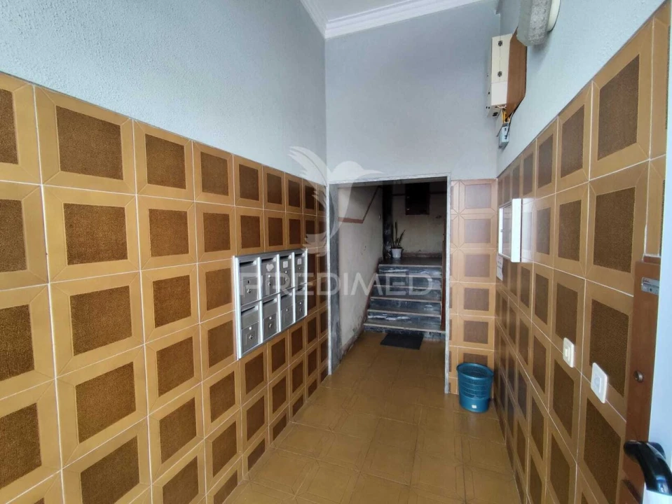 Apartamento T3 para Venda em Baixa da Banheira e Vale da Amoreira Foto 3