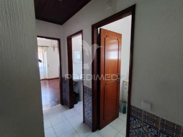 Apartamento T3 para Venda em Baixa da Banheira e Vale da Amoreira