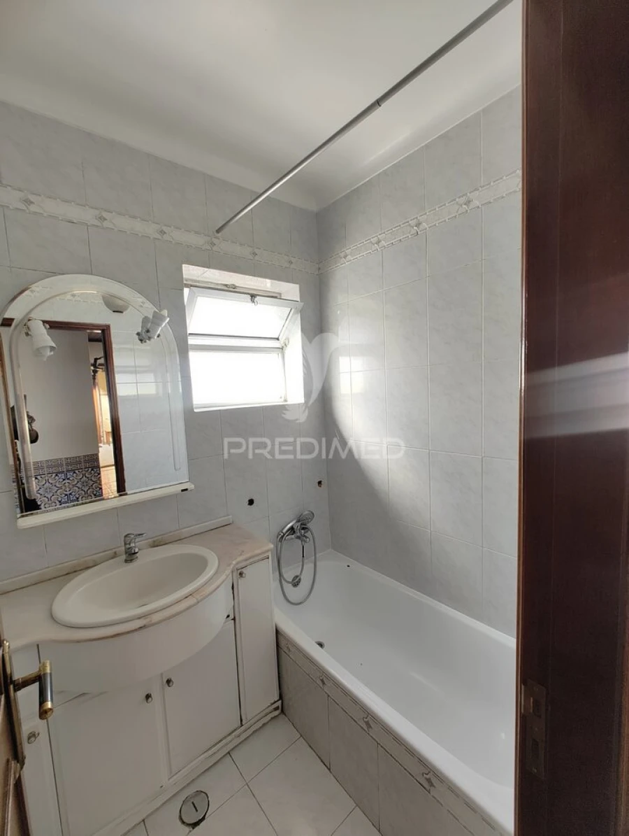 Apartamento T3 para Venda em Baixa da Banheira e Vale da Amoreira Foto 29