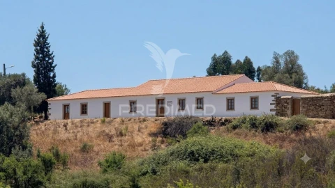 Quinta T4 para Venda em São Marcos da Serra