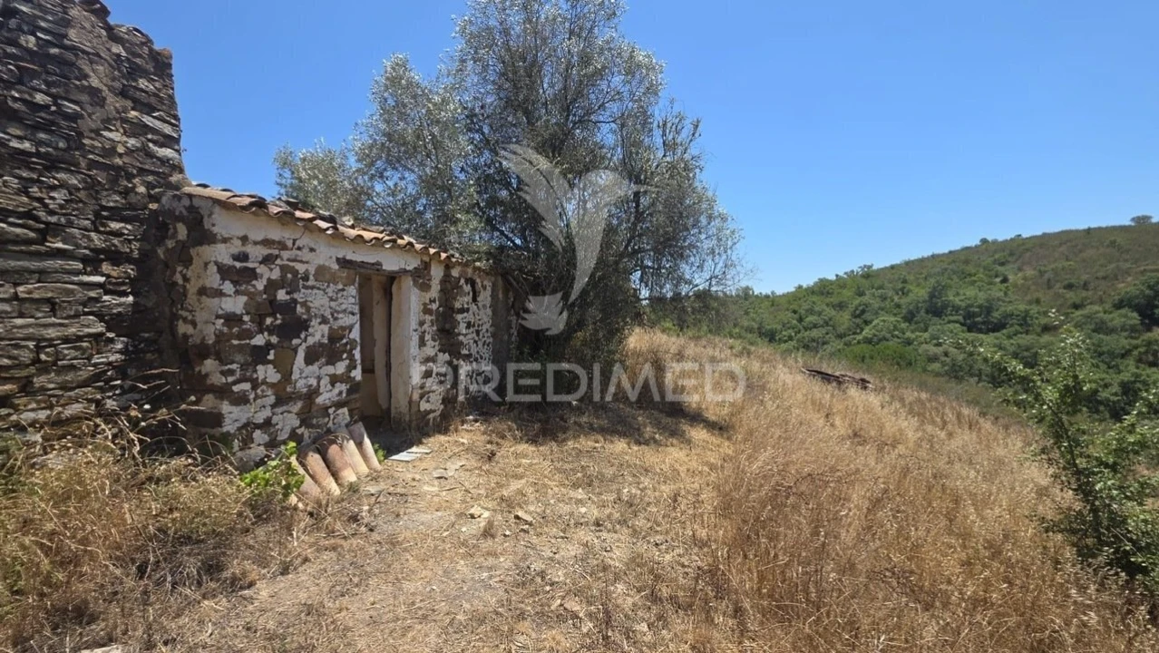Quinta T4 para Venda em São Marcos da Serra Foto 4