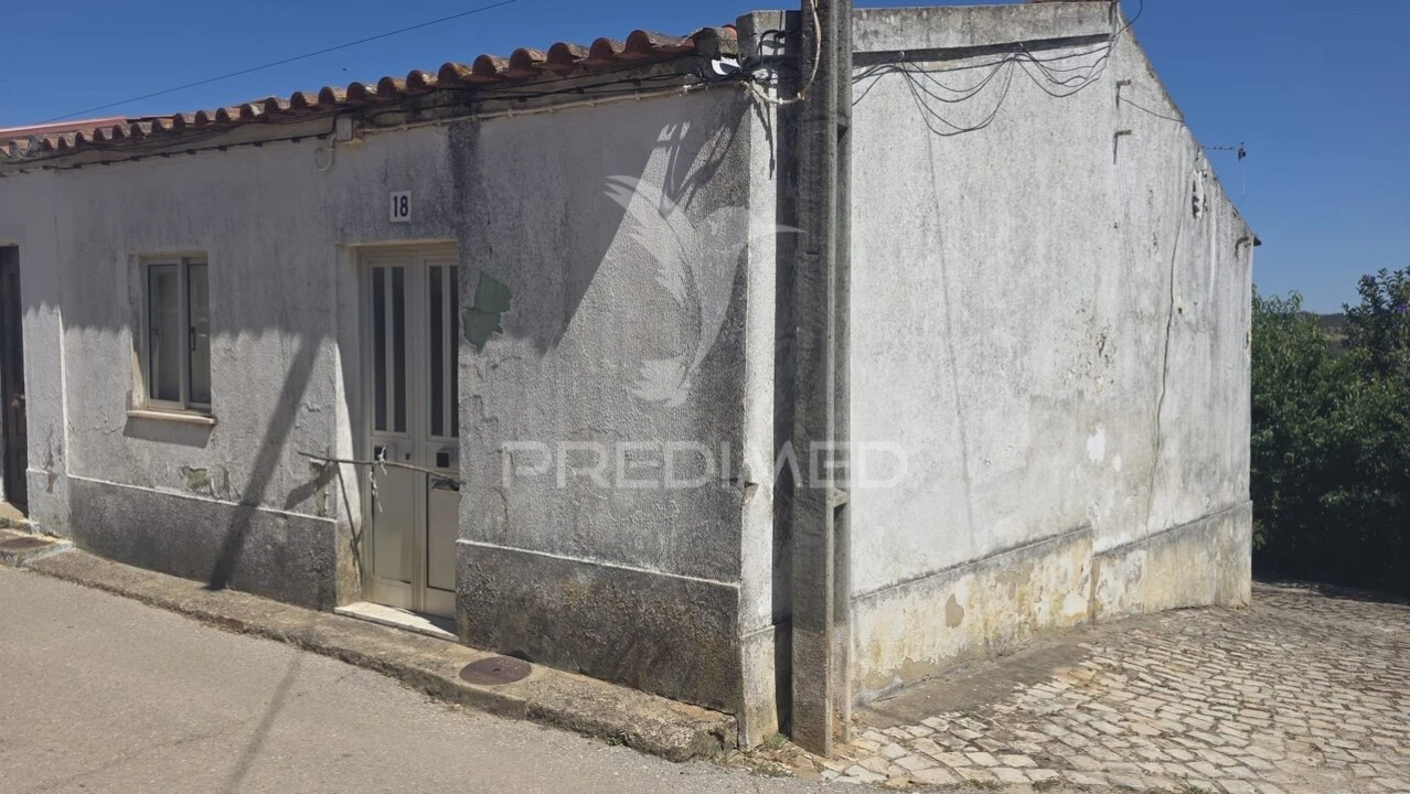 Moradia T0 para Venda em São Marcos da Serra Foto 1