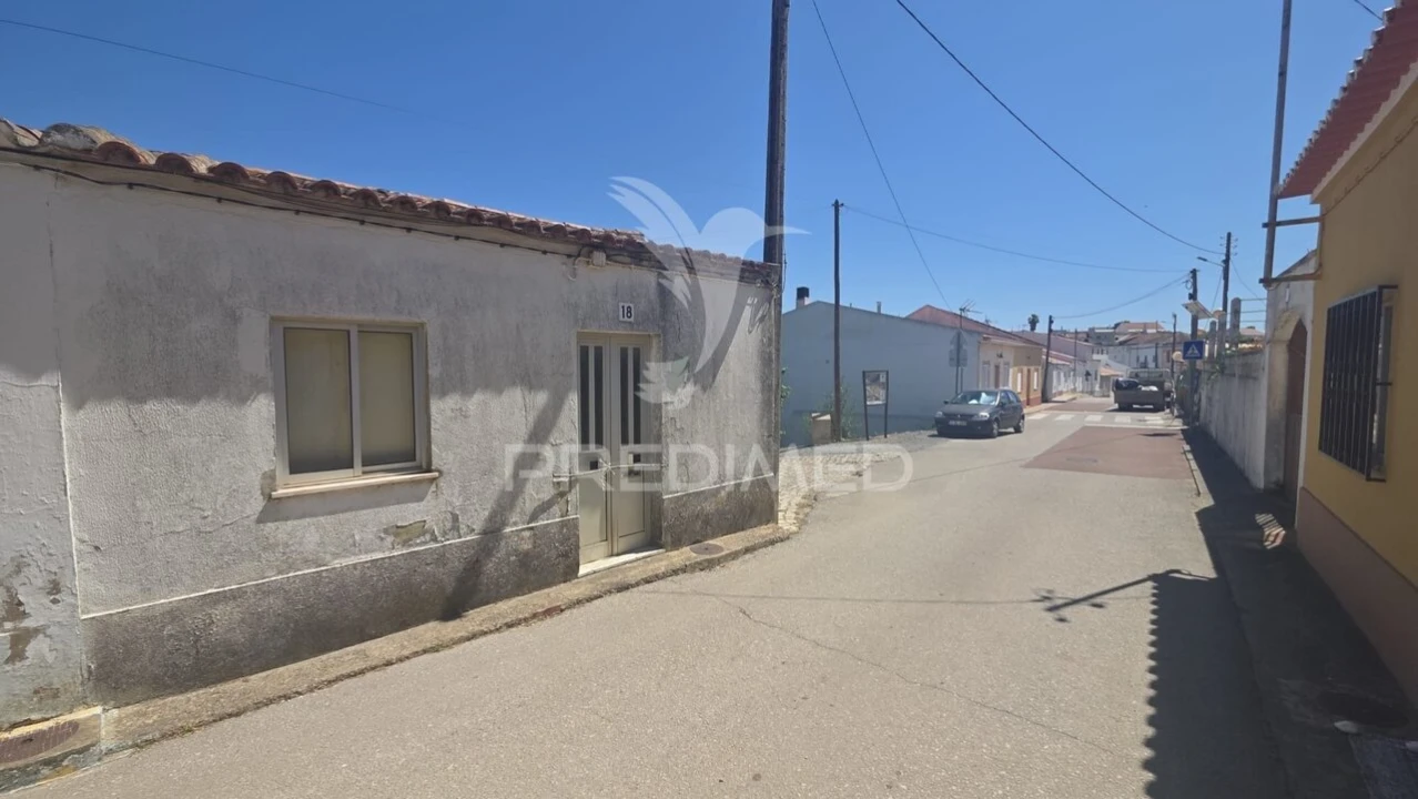 Moradia T0 para Venda em São Marcos da Serra Foto 2