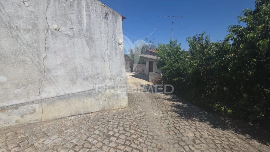 Moradia T0 para Venda em São Marcos da Serra Foto 6