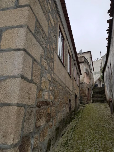 Moradia T0 para Venda em Fornos de Algodres