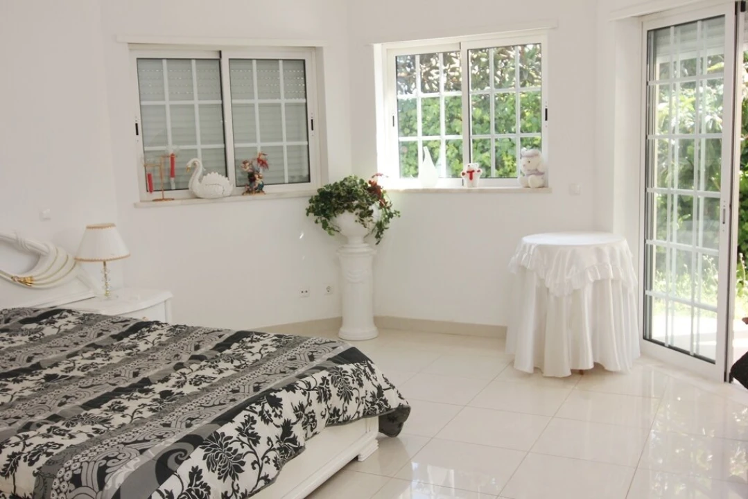 Moradia T5 para Venda em Portimão Foto 10
