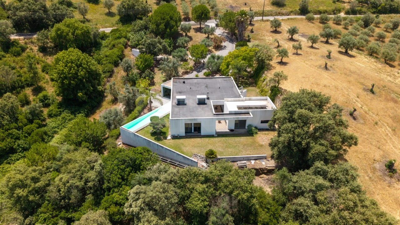 Moradia T4 para Venda em Achete, Azoia de Baixo e Póvoa de Santarém Foto 2