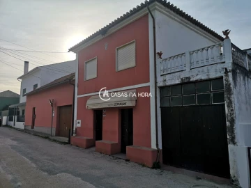 Moradia T3 para Venda em Santa Margarida da Coutada