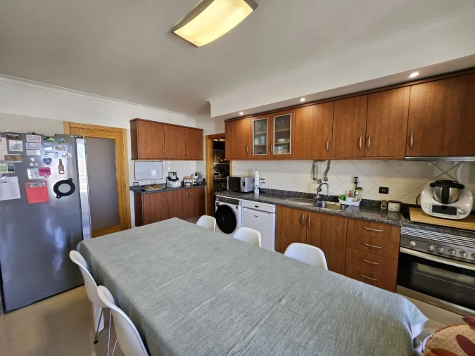 Apartamento T3 para Venda em Portimão Foto 8