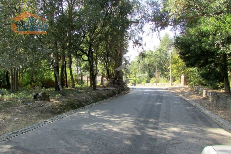 Terreno P/ Prédio para Venda em Grijó e Sermonde Foto 4