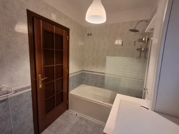 Apartamento T1 para Venda em Cacém e São Marcos