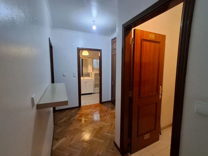 Apartamento T1 para Venda em Cacém e São Marcos Foto 8