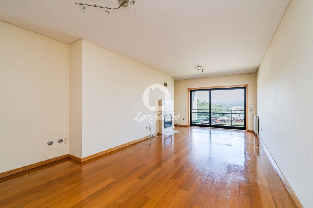 Apartamento T3 para Venda em Cidade da Maia Foto 6