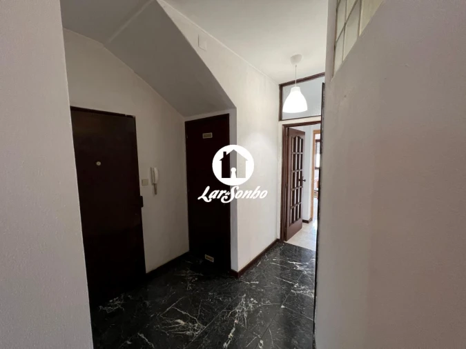 Apartamento T3 para Venda em Cedofeita, Santo Ildefonso, Sé, Miragaia, São Nicolau e Vitória Foto 6
