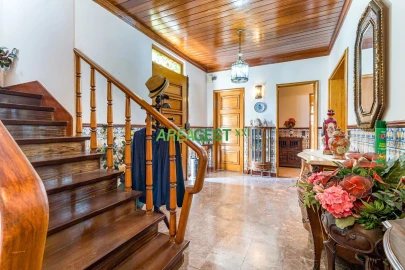 Moradia T4 para Venda em Alvalade