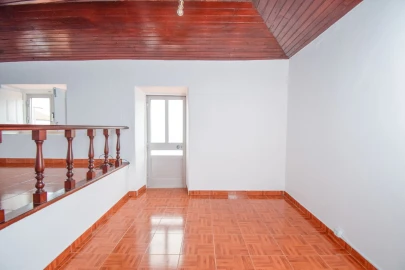 Apartamento T3 para Venda em São João das Lampas e Terrugem