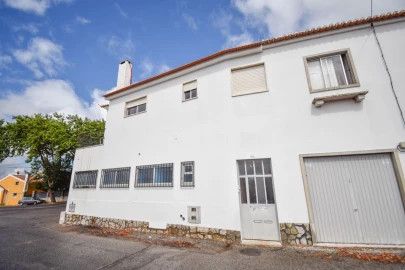 Apartamento T3 para Venda em São João das Lampas e Terrugem