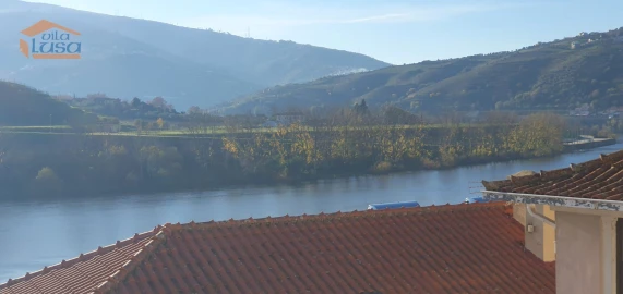 Prédio para Venda em Peso da Régua e Godim
