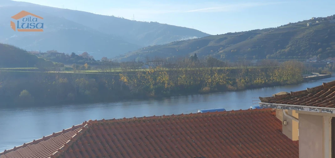 Prédio para Venda em Peso da Régua e Godim Foto 13