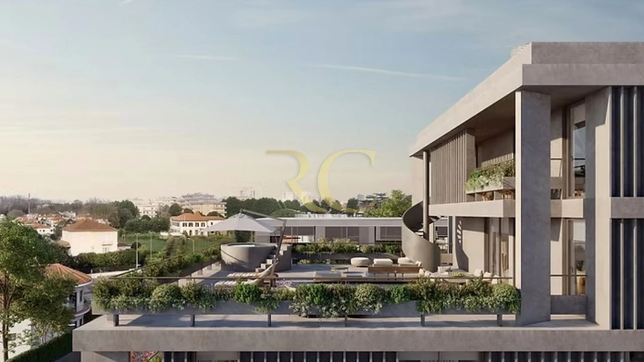 Apartamento T4 para Venda em Lordelo do Ouro e Massarelos Foto 1