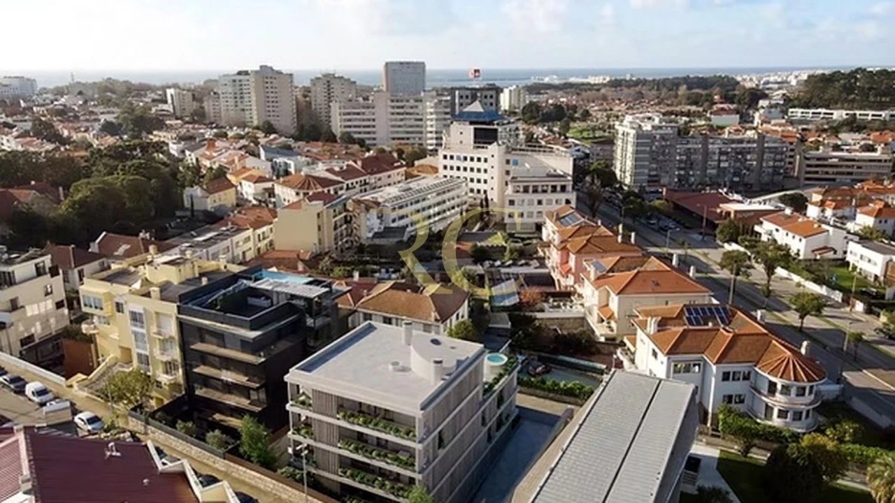 Apartamento T4 para Venda em Lordelo do Ouro e Massarelos Foto 3