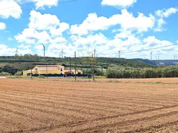 Moradia T7 para Venda em Atouguia da Baleia