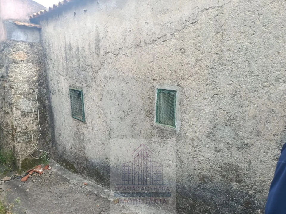 Moradia T2 para Venda em Meruge Foto 29