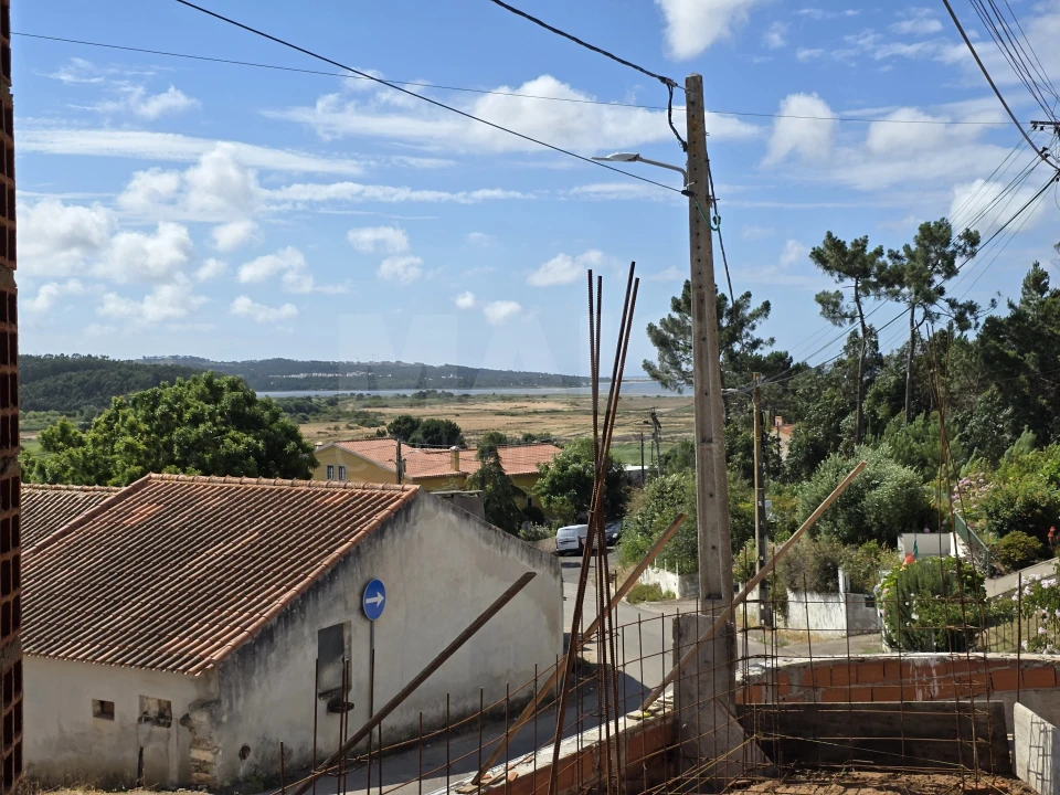 Moradia T3 para Venda em Santa Maria, São Pedro e Sobral da Lagoa Foto 1