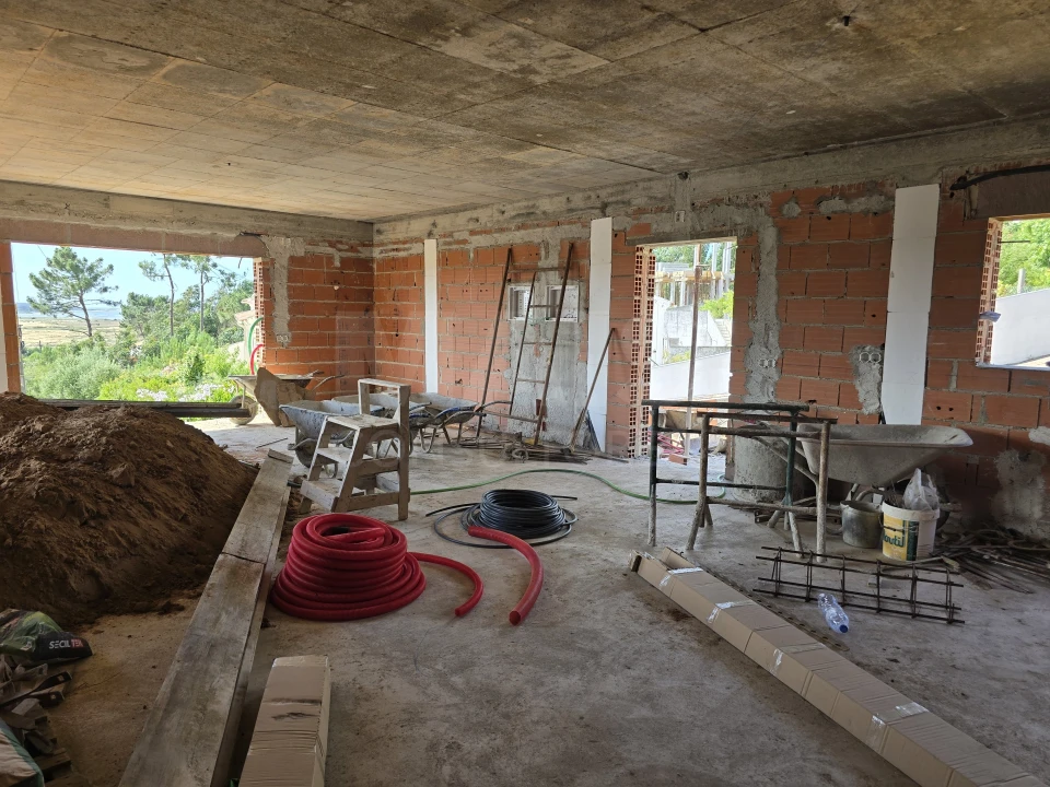 Moradia T3 para Venda em Santa Maria, São Pedro e Sobral da Lagoa Foto 3