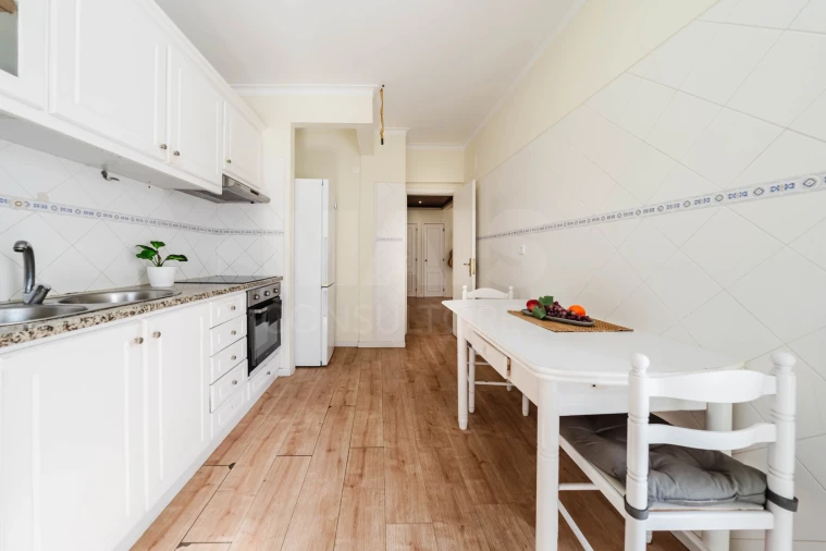 Apartamento T3 para Venda em Lourinhã e Atalaia Foto 9