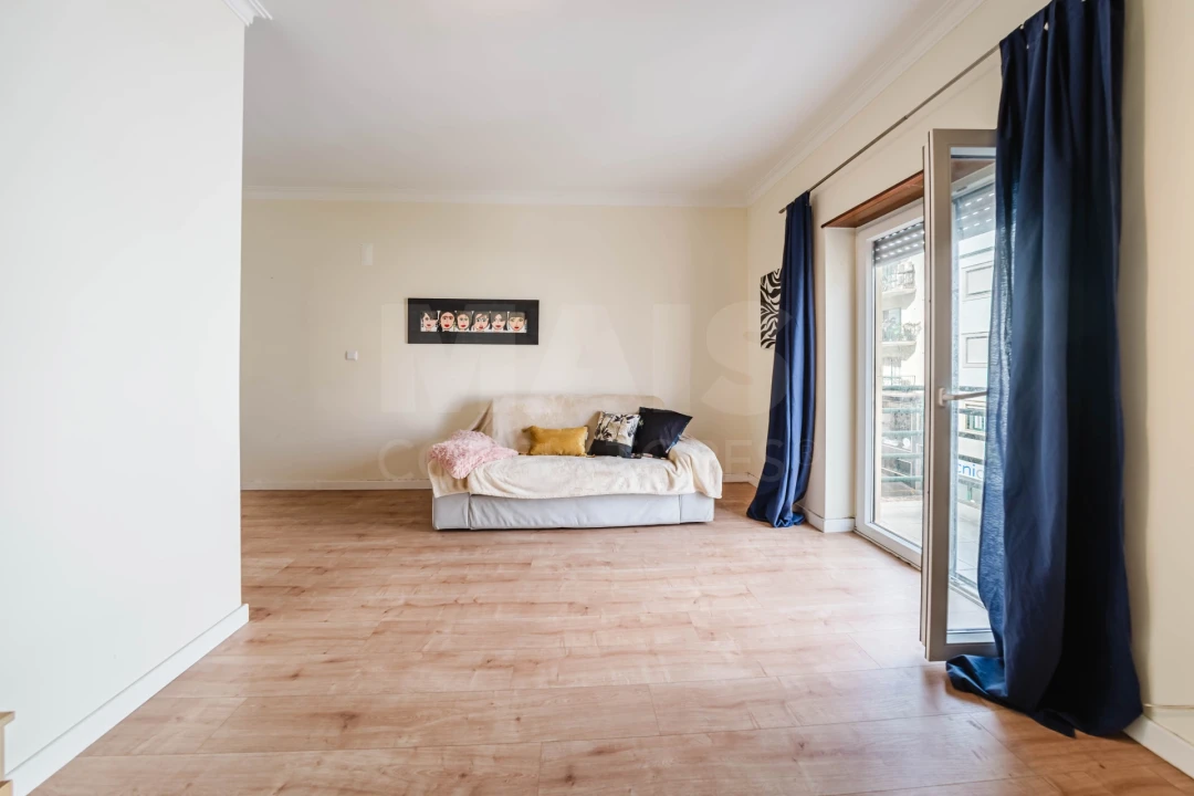 Apartamento T3 para Venda em Lourinhã e Atalaia Foto 6