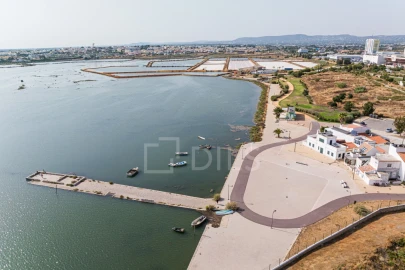 Moradia T2 para Venda em Faro (Sé e São Pedro)