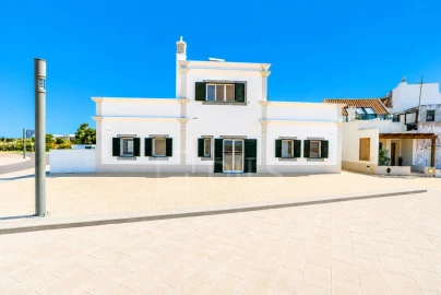 Moradia T2 para Venda em Faro (Sé e São Pedro)