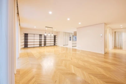 Apartamento T2 para Venda em Santo António
