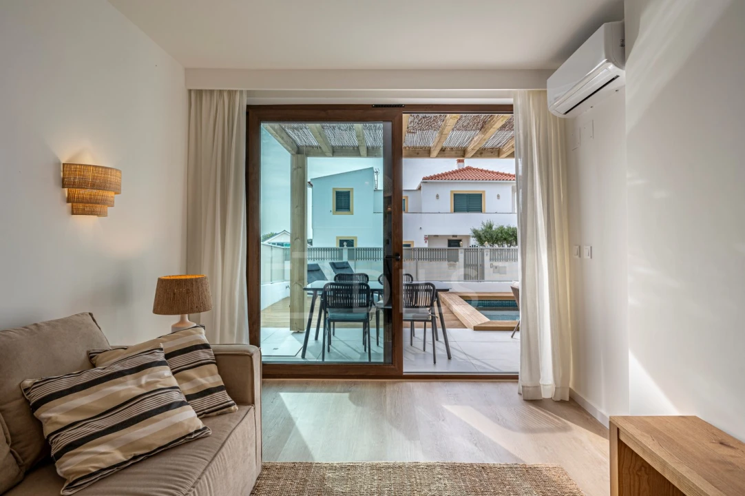 Apartamento T3 para Venda em Porto Covo Foto 2
