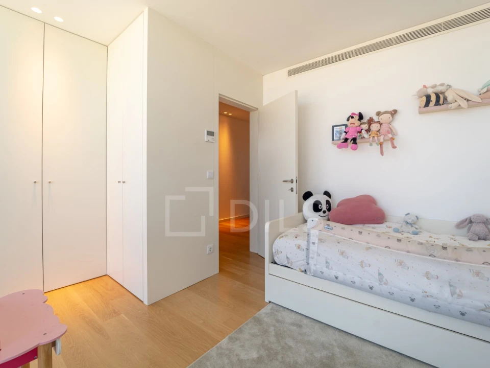 Apartamento T4 para Arrendamento em Matosinhos e Leça da Palmeira Foto 11