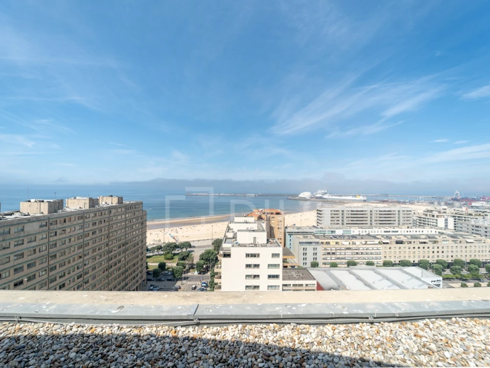Apartamento T4 para Arrendamento em Matosinhos e Leça da Palmeira Foto 2