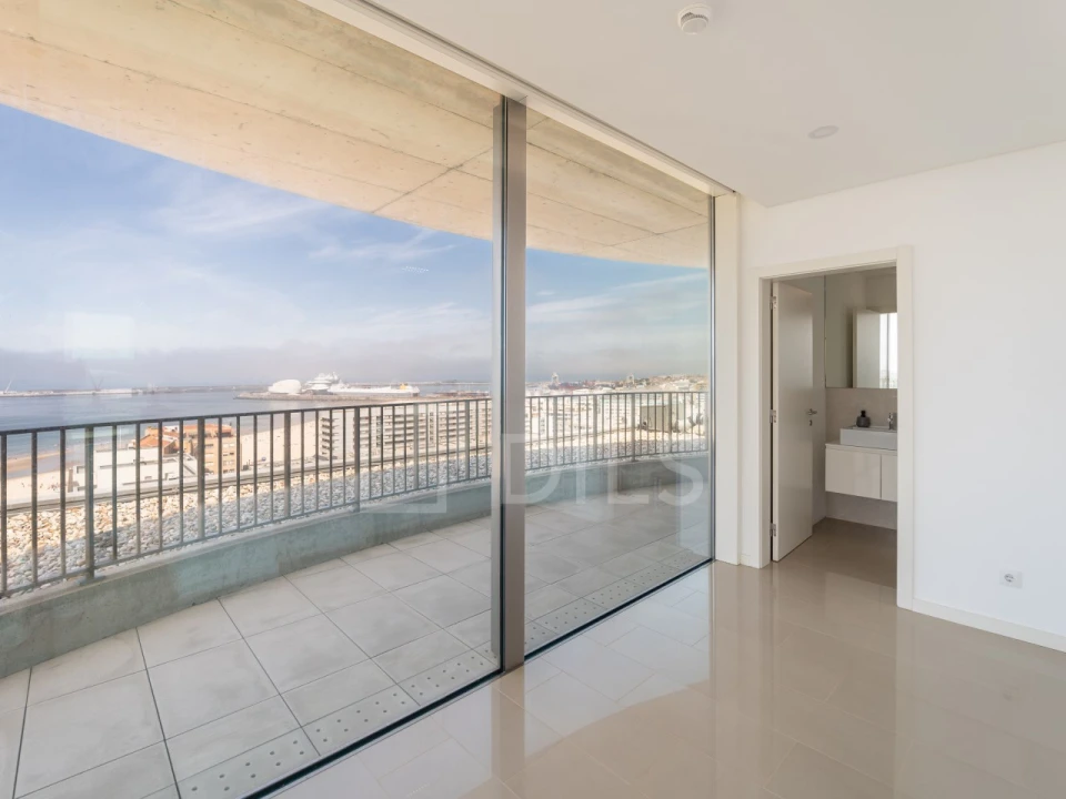 Apartamento T4 para Arrendamento em Matosinhos e Leça da Palmeira Foto 4