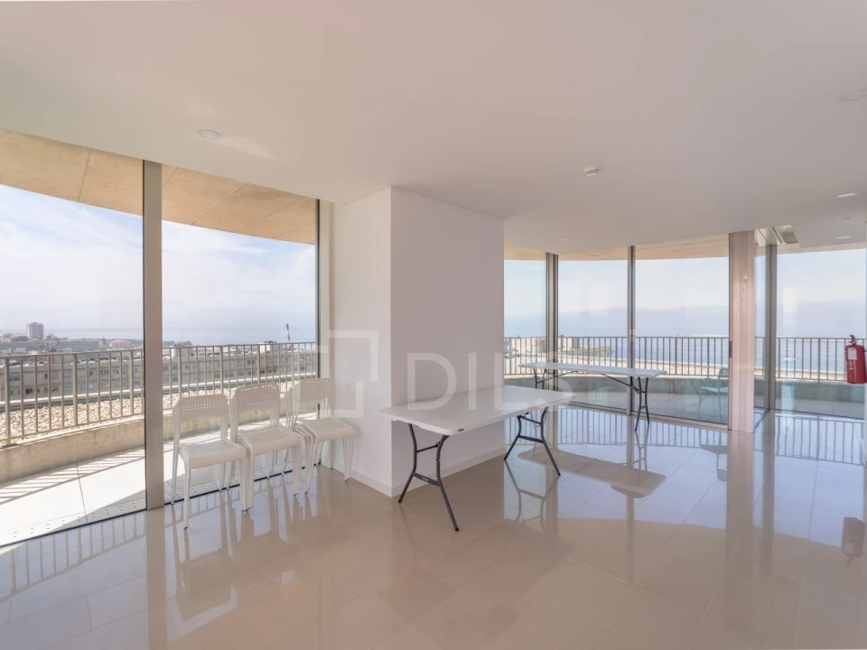 Apartamento T4 para Arrendamento em Matosinhos e Leça da Palmeira Foto 7