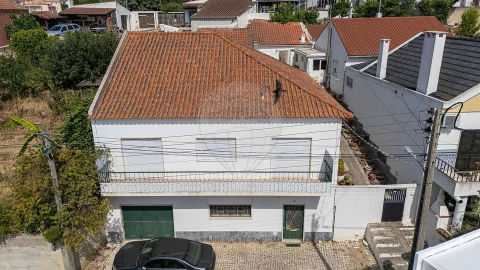 Moradia T3 para Venda em Alverca do Ribatejo e Sobralinho