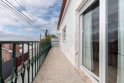 Moradia T3 para Venda em Alverca do Ribatejo e Sobralinho