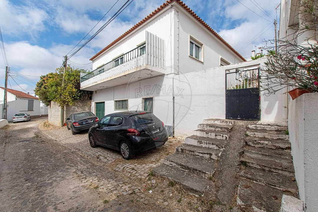 Moradia T3 para Venda em Alverca do Ribatejo e Sobralinho Foto 5