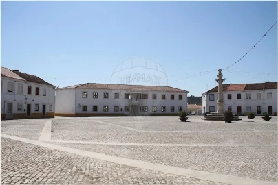 Prédio para Venda em Manique do Intendente, Vila Nova de São Pedro e Maçussa