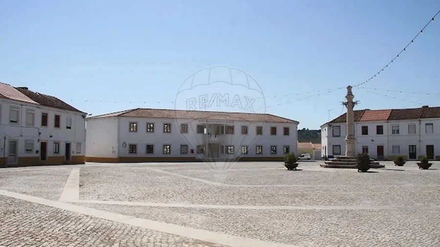 Prédio para Venda em Manique do Intendente, Vila Nova de São Pedro e Maçussa